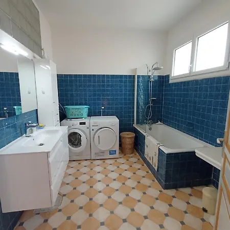 4des2 Grand T3 Pour 4 Personnes Dans Immeuble Ancien Proche Apartmán *