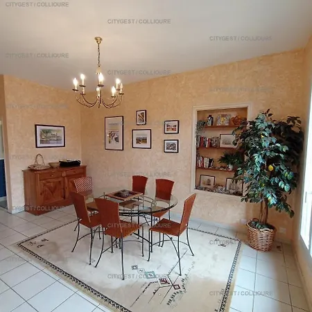 4des2 Grand T3 Pour 4 Personnes Dans Immeuble Ancien Proche Lejlighed
